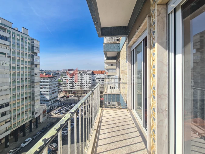 Apartamento T4 para Arrendamento em São Domingos de Benfica Foto 34