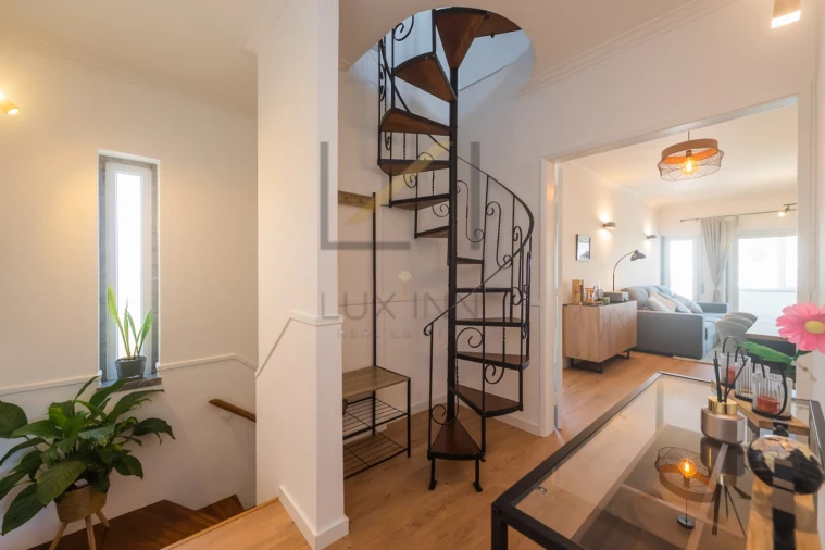 Moradia T2 para Venda em Carcavelos e Parede Foto 5