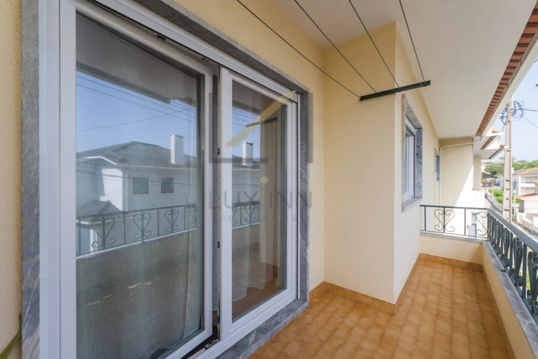 Moradia T2 para Venda em Carcavelos e Parede Foto 25