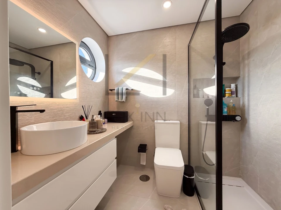 Apartamento T1 para Venda em Quinta do Anjo Foto 13