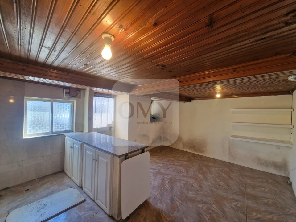 Moradia T1 para Venda em Nossa Senhora da Conceição, São Pedro e São Dinis Foto 4