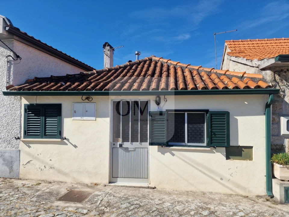 Moradia T1 para Venda em Nossa Senhora da Conceição, São Pedro e São Dinis Foto 1