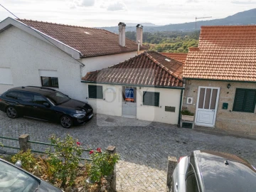 Moradia T1 para Venda em Nossa Senhora da Conceição, São Pedro e São Dinis