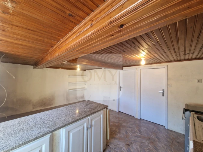 Moradia T1 para Venda em Nossa Senhora da Conceição, São Pedro e São Dinis Foto 5