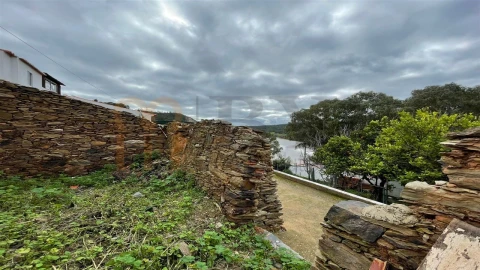 Moradia para Venda em Santana de Cambas