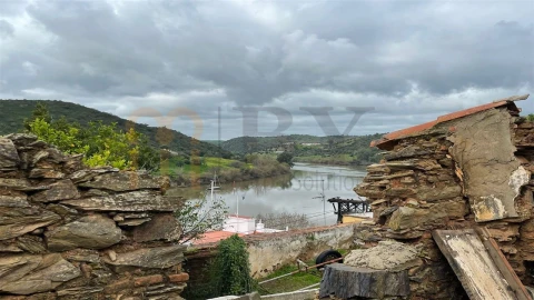 Moradia para Venda em Santana de Cambas