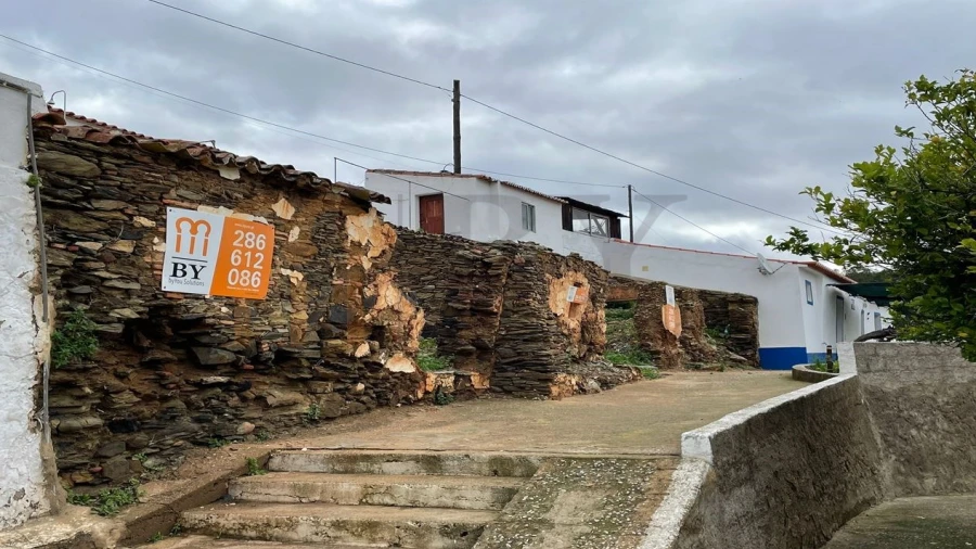 Moradia para Venda em Santana de Cambas
