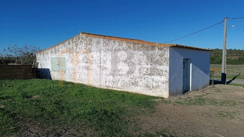 Moradia T2 para Venda em São Miguel do Pinheiro, São Pedro de Solis, São Sebastião dos Carros