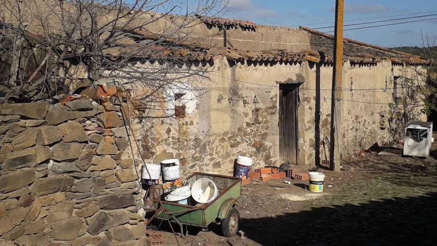 Terreno para Venda em São Miguel do Pinheiro, São Pedro de Solis, São Sebastião dos Carros