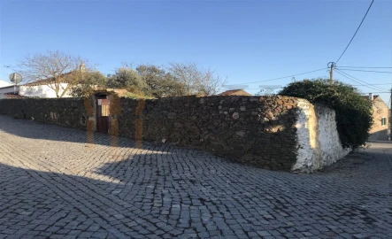 Terreno para Venda em São João dos Caldeireiros