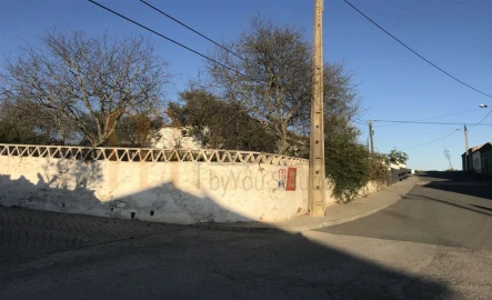 Terreno para Venda em São João dos Caldeireiros