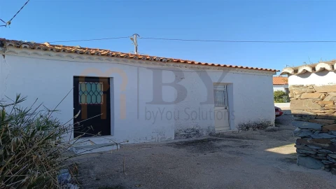 Moradia T3 para Venda em São Miguel do Pinheiro, São Pedro de Solis, São Sebastião dos Carros