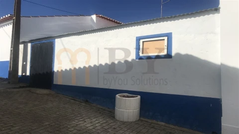 Armazém para Venda em Mertola