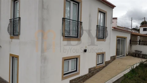 Negócio para Venda em São João dos Caldeireiros