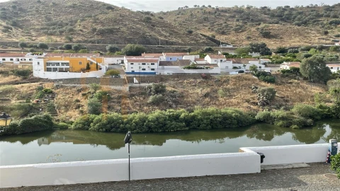Moradia T4 para Venda em Mertola