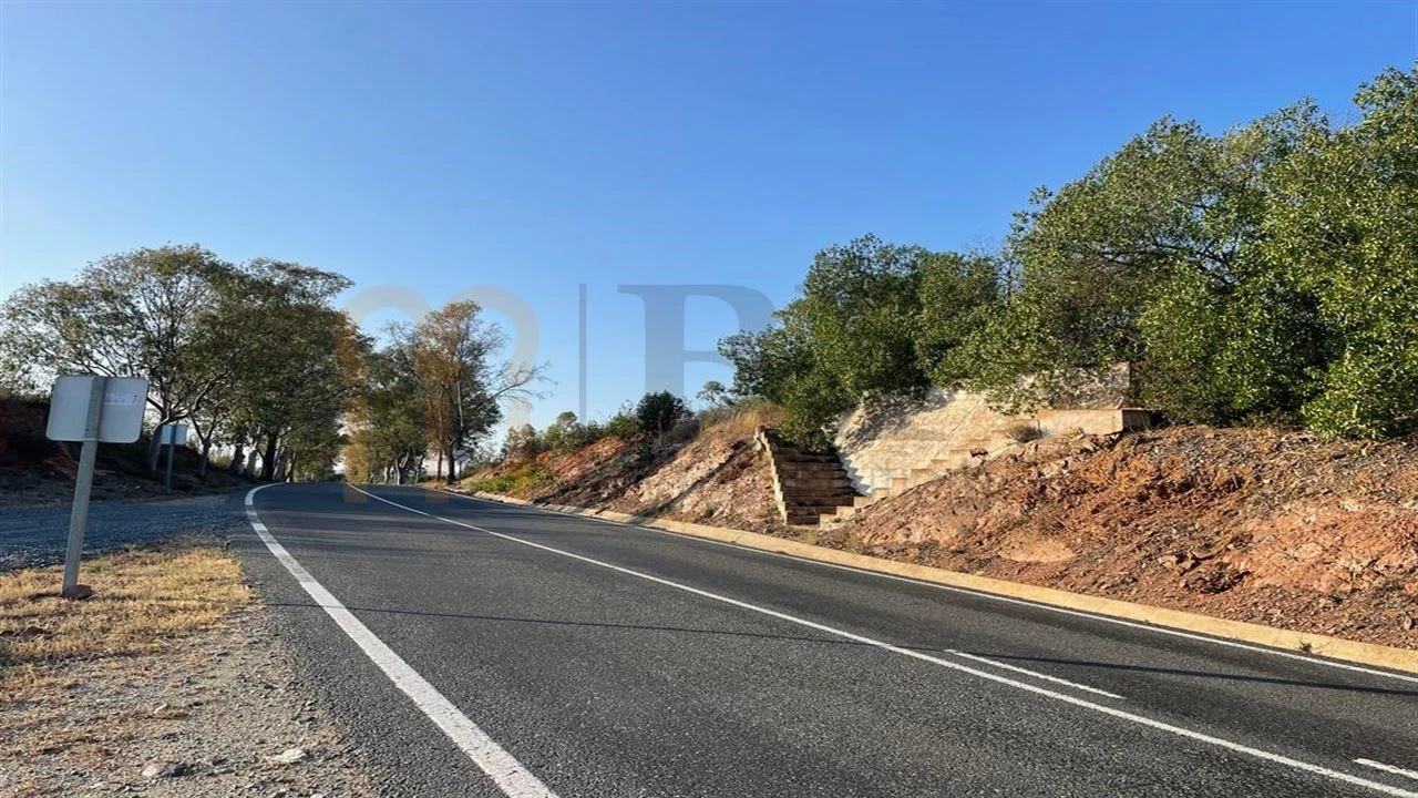 Moradia para Venda em Alcaria Ruiva Foto 10