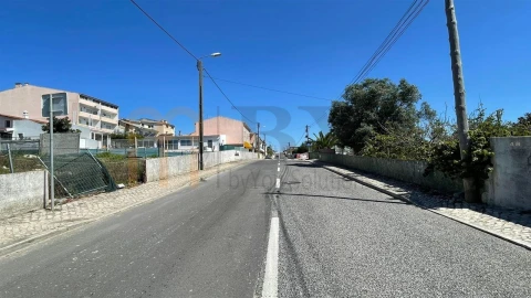 Terreno para Venda em Almargem do Bispo, Pêro Pinheiro e Montelavar
