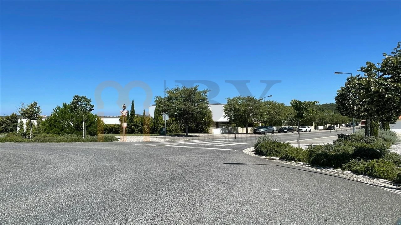 Terreno para Venda em Queluz e Belas Foto 6