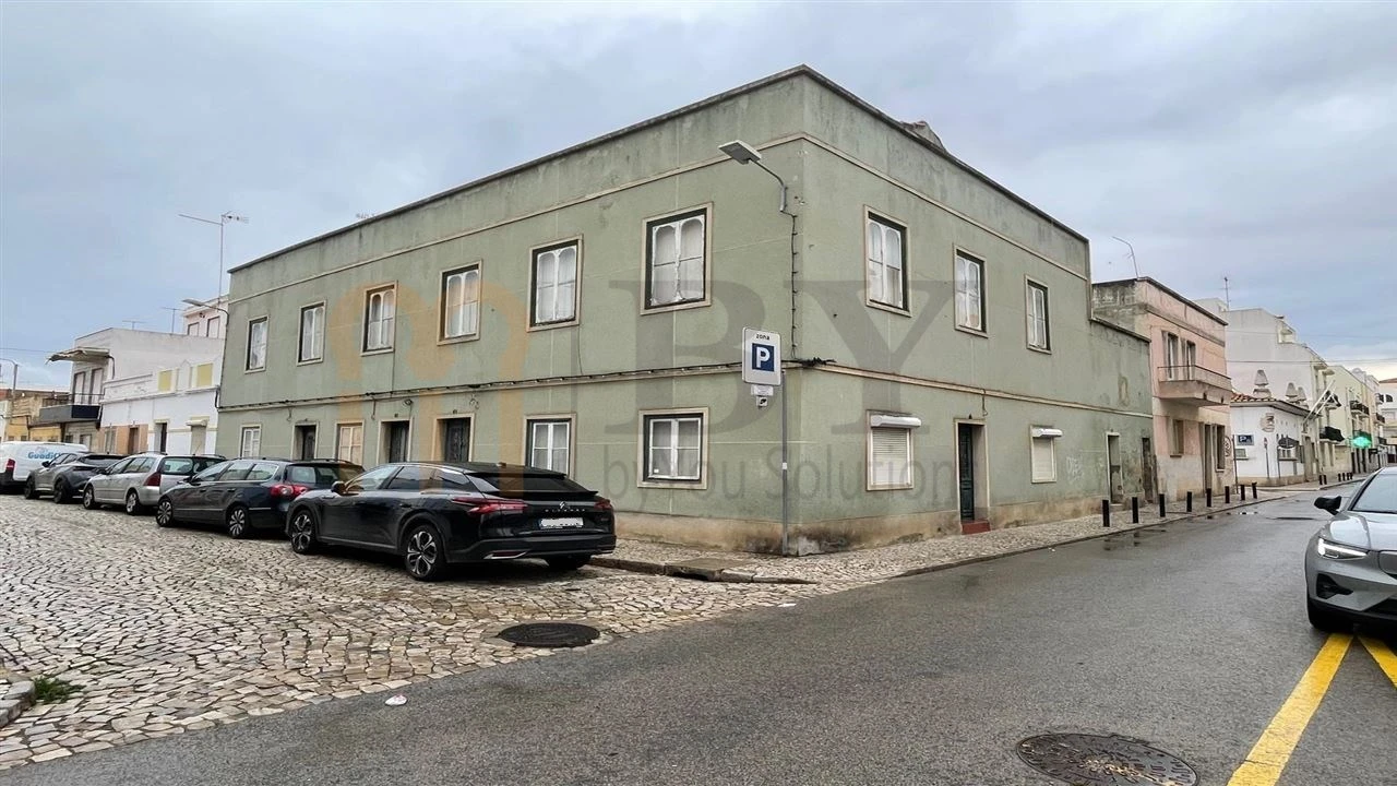 Apartamento para Venda em Vila Real de Santo Antonio Foto 1