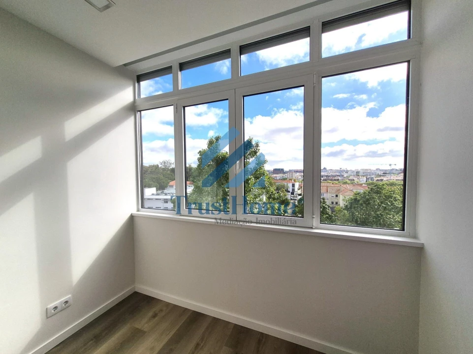 Apartamento T3 para Venda em Benfica Foto 23