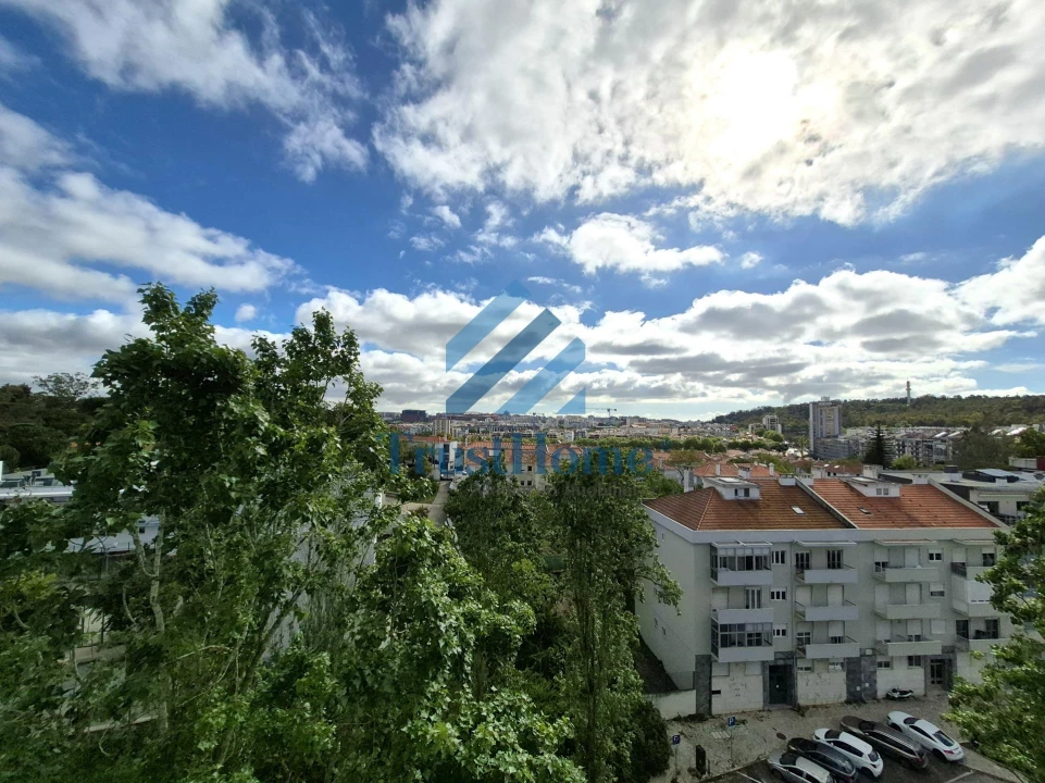Apartamento T3 para Venda em Benfica Foto 24