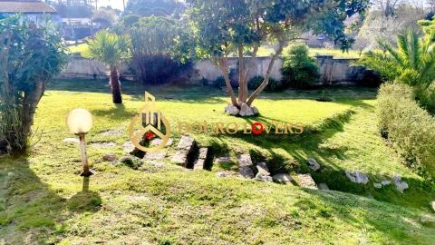 Moradia T6 para Venda em Arcozelo