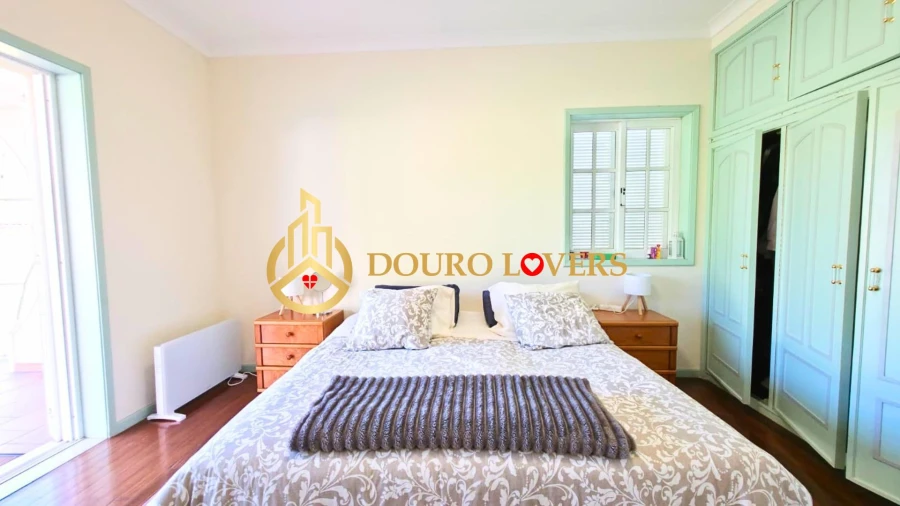 Moradia T6 para Venda em Arcozelo Foto 27