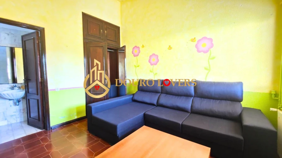 Moradia T6 para Venda em Arcozelo Foto 40