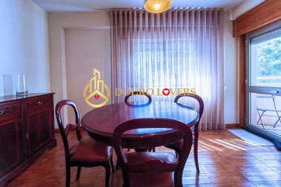 Apartamento T2 para Venda em Paranhos