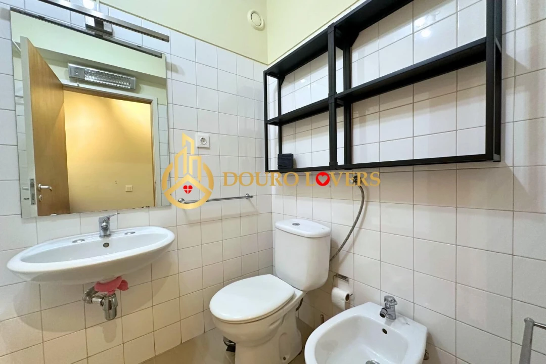 Apartamento T2 para Venda em Paranhos Foto 15