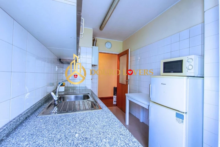 Apartamento T2 para Venda em Paranhos Foto 11