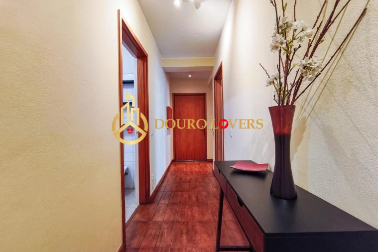 Apartamento T2 para Venda em Paranhos Foto 8