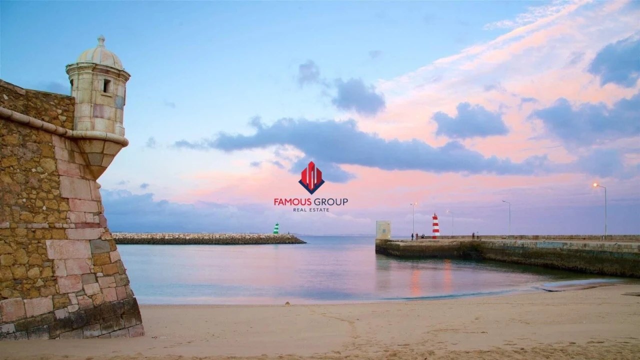 Moradia T3 para Venda em Lagos (São Sebastião e Santa Maria) Foto 37