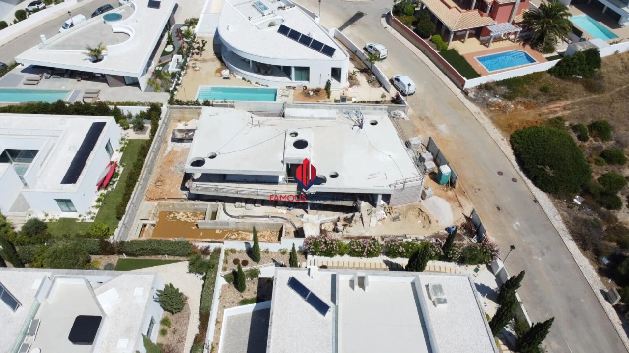 Moradia T3 para Venda em Lagos (São Sebastião e Santa Maria) Foto 41