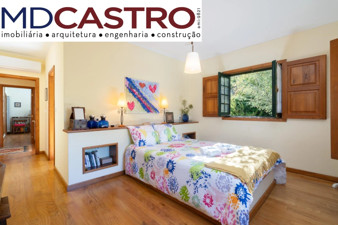 Moradia T4 para Venda em Couto Foto 10