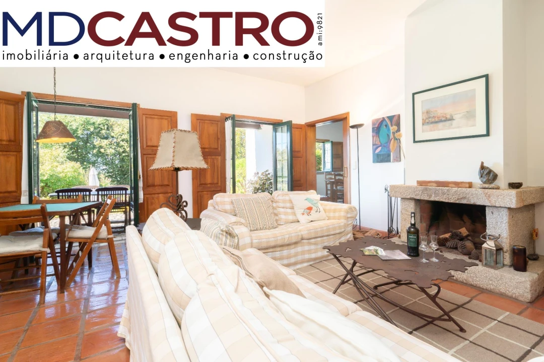 Moradia T4 para Venda em Couto Foto 19