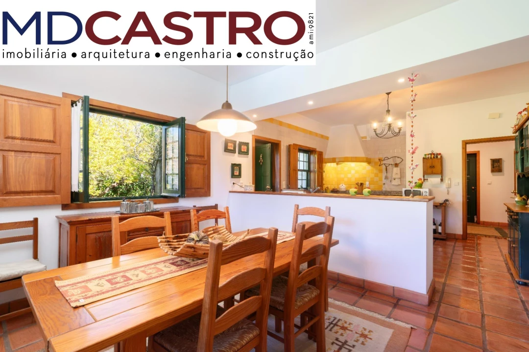 Moradia T4 para Venda em Couto Foto 22