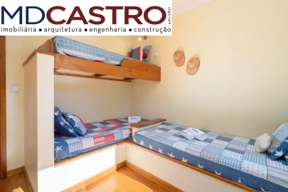 Moradia T4 para Venda em Couto