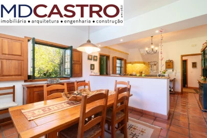 Moradia T4 para Venda em Couto