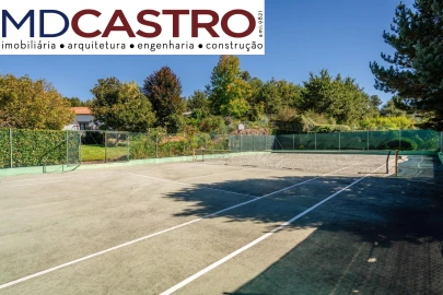 Moradia T4 para Venda em Couto