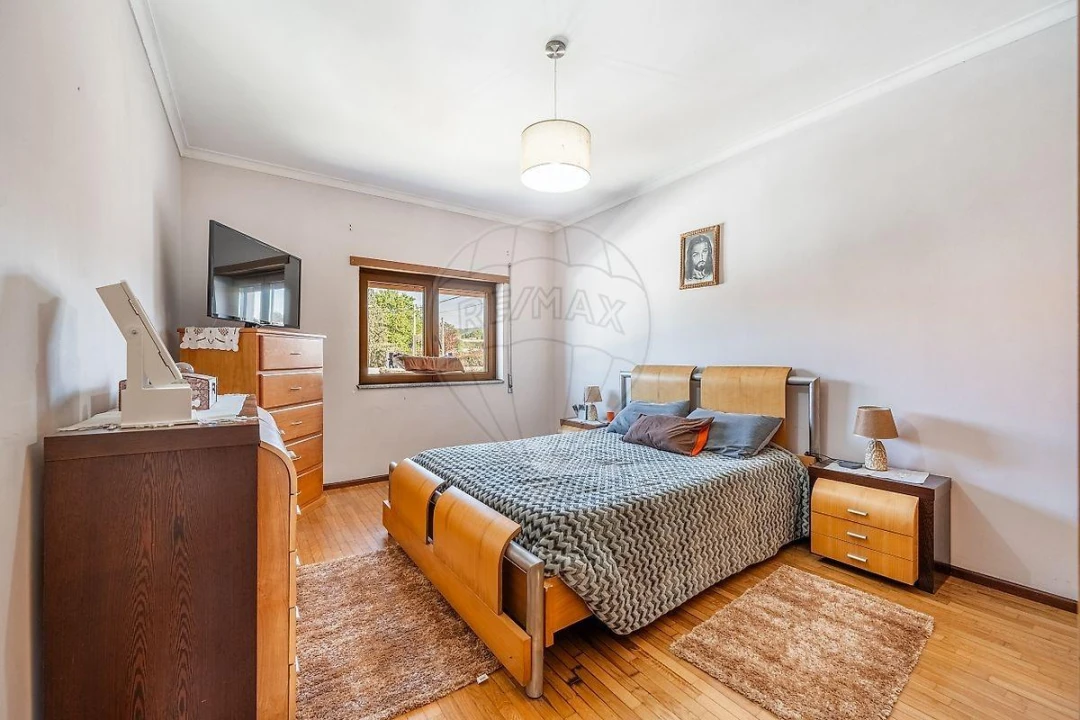 Moradia T4 para Venda em Lage Foto 26