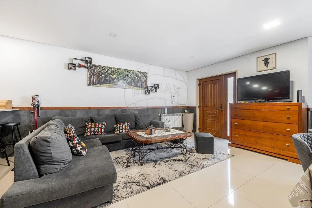 Moradia T4 para Venda em Lage Foto 32