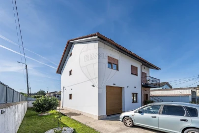 Moradia T4 para Venda em Lage