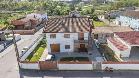 Moradia T4 para Venda em Lage