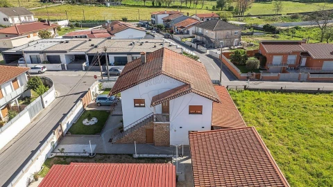 Moradia T4 para Venda em Lage