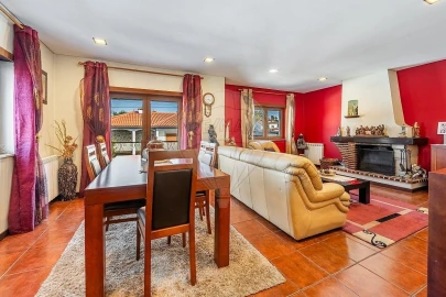 Moradia T4 para Venda em Lage