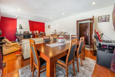 Moradia T4 para Venda em Lage