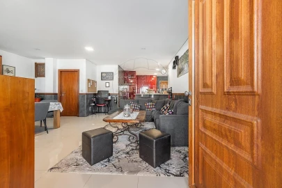 Moradia T4 para Venda em Lage