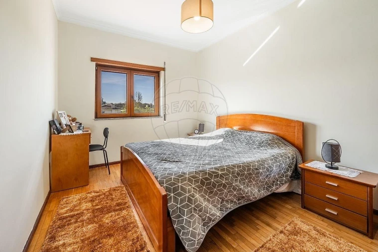 Moradia T4 para Venda em Lage Foto 25