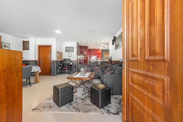 Moradia T4 para Venda em Lage Foto 30